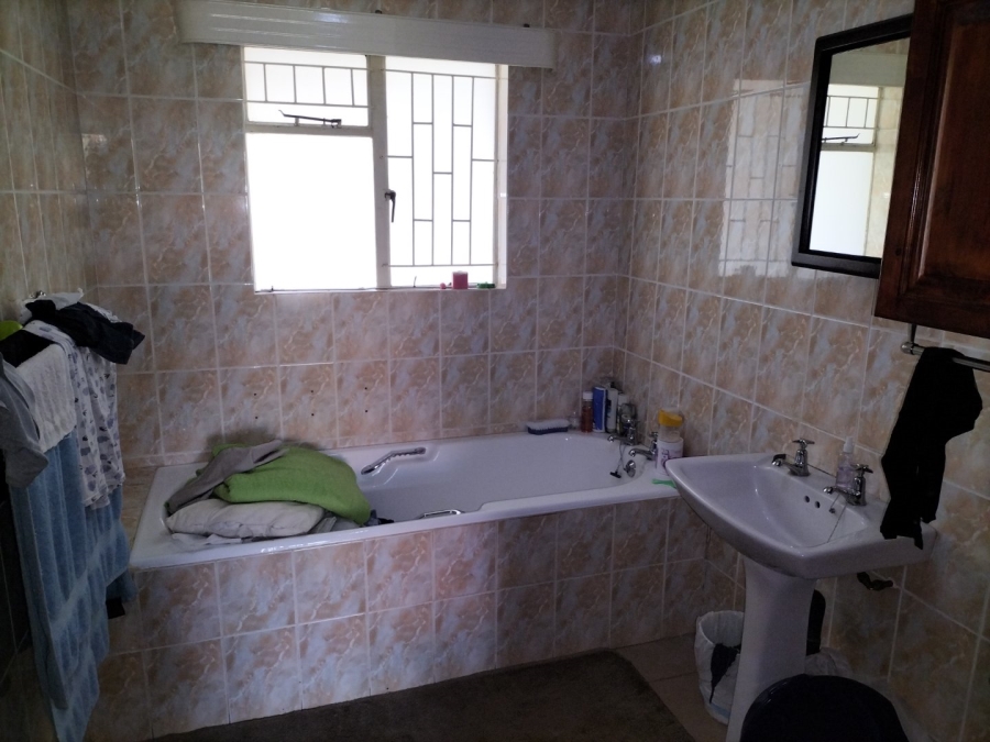To Let 3 Bedroom Property for Rent in Universitas Free State